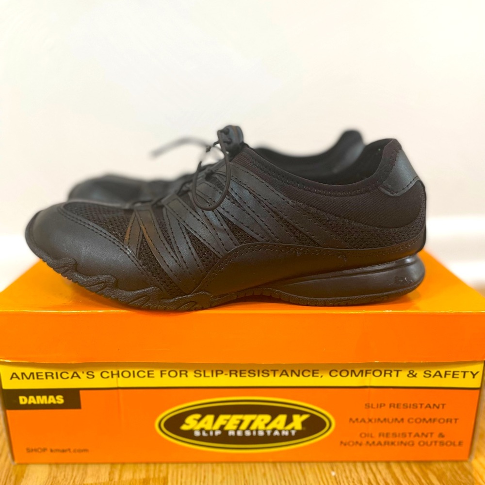 Nonslip black sneakers size 8